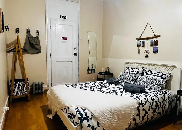 The Chill 招待所 *